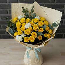 Букет цветов из:  Розы #REPLACE_PRED# Чалтыре