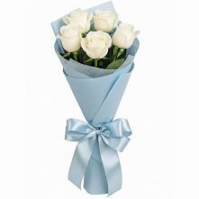 Букет 5 Белых роз Проуд в Чалтыре