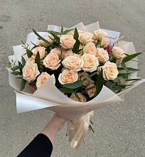 Букет Кремовые розы Латте в Чалтыре