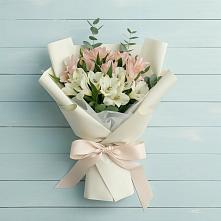 Букет цветов из:  Альстромерии в Чалтыре