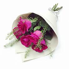 Букет цветов из:  Розы в Чалтыре