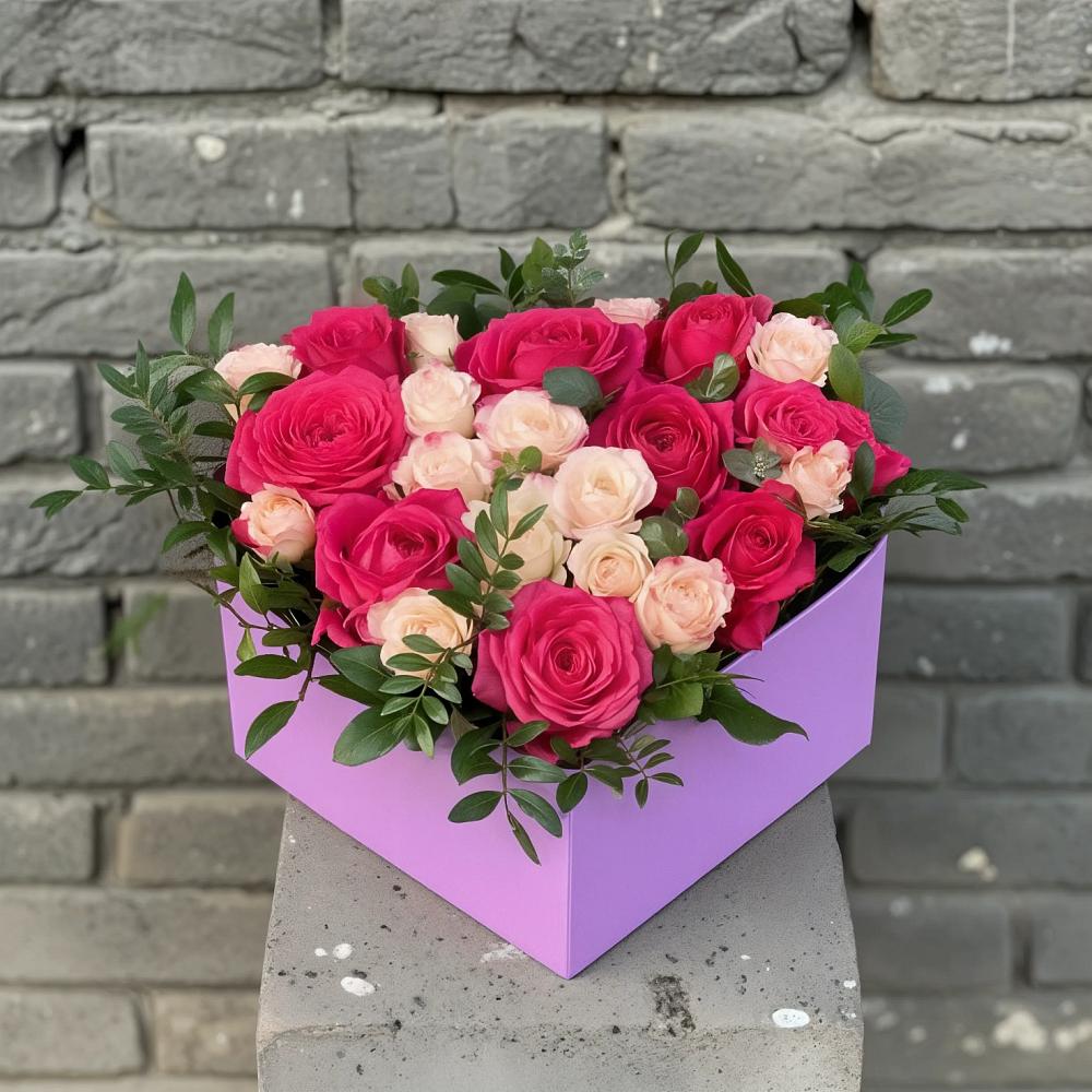 Цветочная композиция из Розы в коробке в Чалтыре