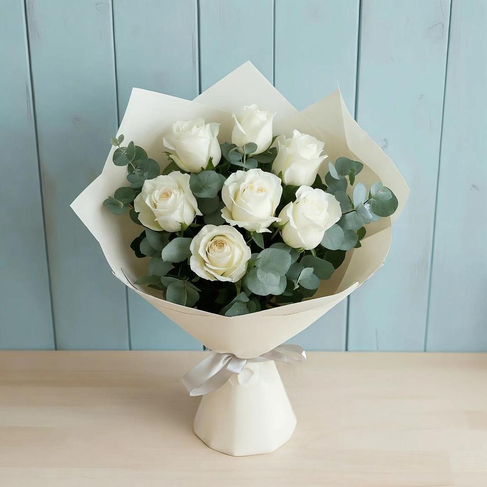 Букет Белые розы в Эвкалипте в Чалтыре