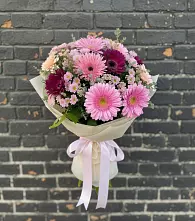 Букет цветов из:  Герберы и Хризантемы в Чалтыре