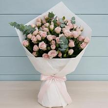 Букет цветов из:  Розы #REPLACE_PRED# Чалтыре