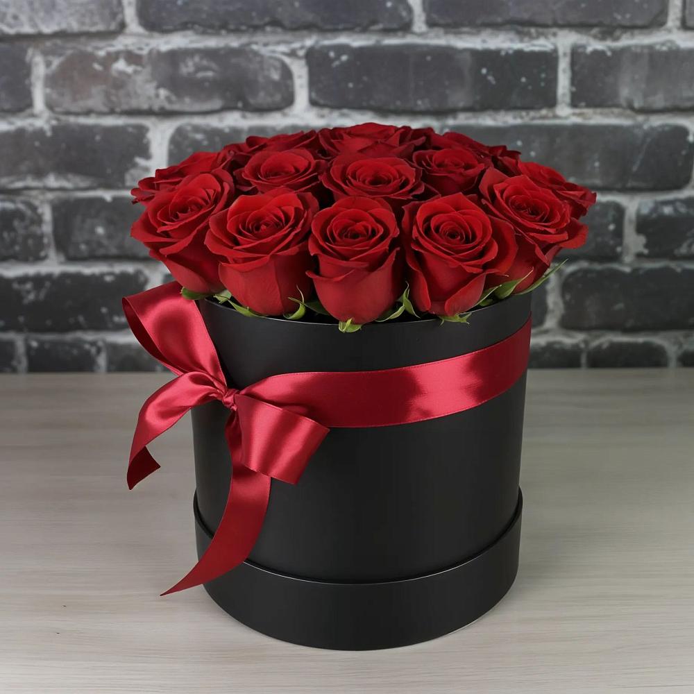 Цветочная композиция из Розы в шляпной коробке в Чалтыре